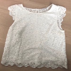 Aritizia (Talula) cream lace top